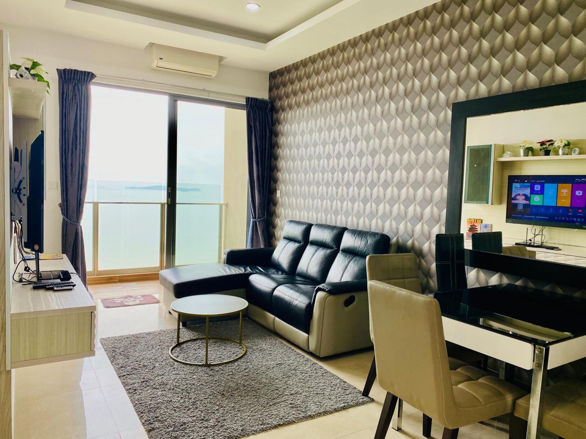 Vesta @ Silverscape Apartment